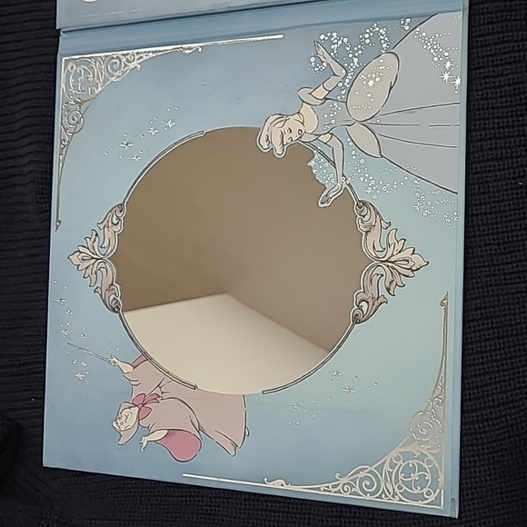 Disney Princess Cinderella Face and Eye Shadow Palette Highlighter Blush 22shade - Picture 4 of 11